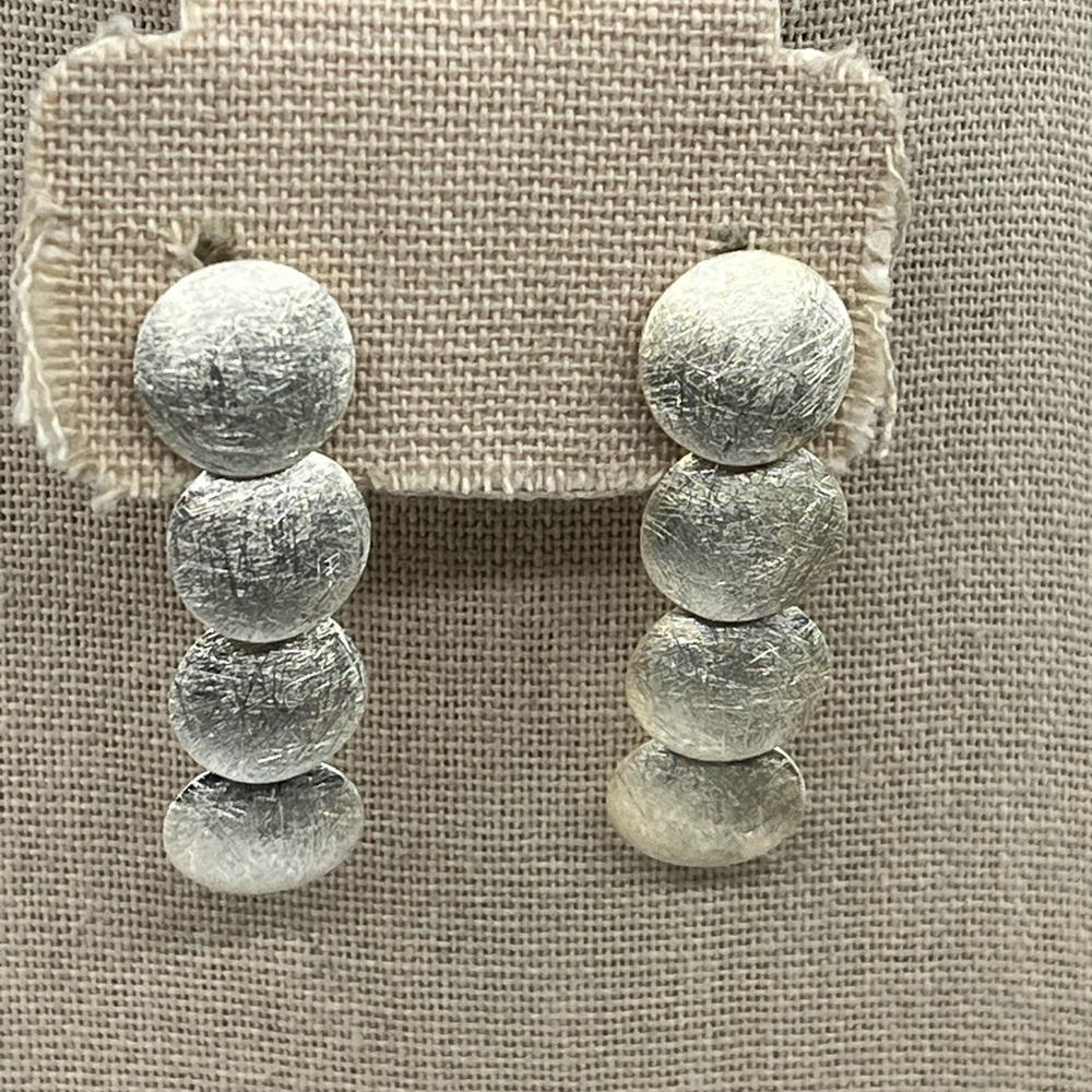 Vintage Brushed Satin Disc Sterling Silver 925 Dangle Stud Earrings - Picture 9 of 16